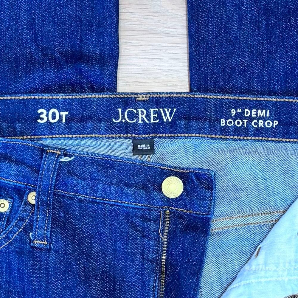 J. Crew 9” Demi Boot Crop Jeans Mid Rise Dark Raw Hem Women Size 30 Tall - Picture 6 of 9